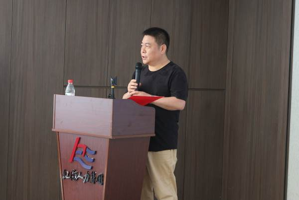 红海人力集团华中片区总经理毛双喜先生致辞.png